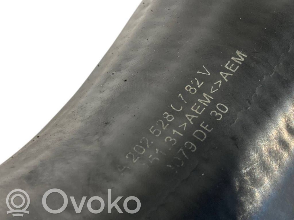 Interkūlera šļūtene (-es) / caurule (-es)