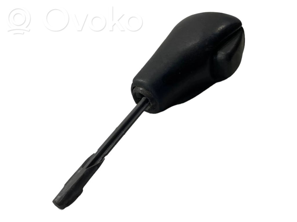 Ātrumu pārslēgšanas sviras dekoratīvā apdare (āda, uzgalis)