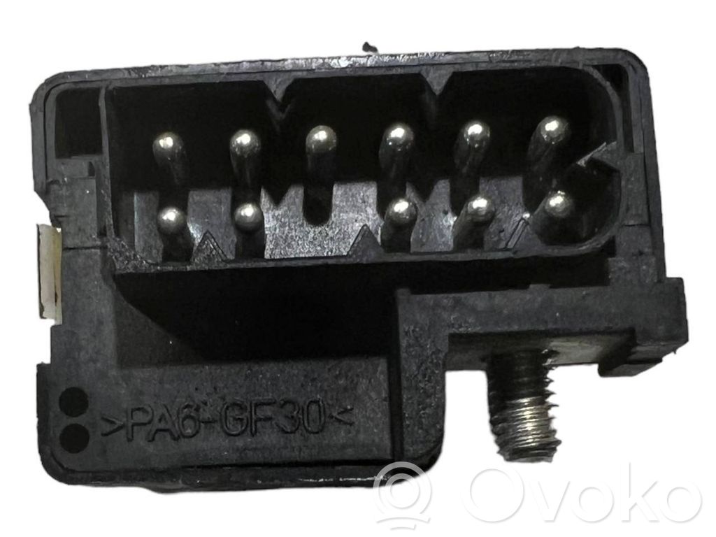 Glow plug relay