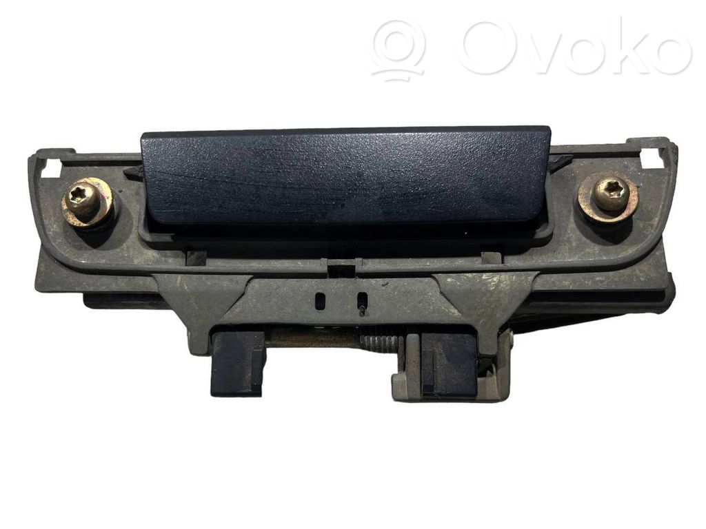 External opening handle