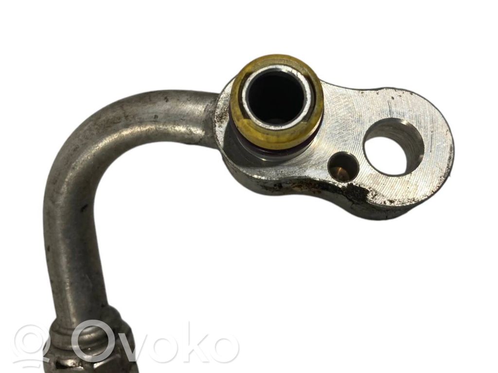 Air conditioner pipe(s) / hose(s)