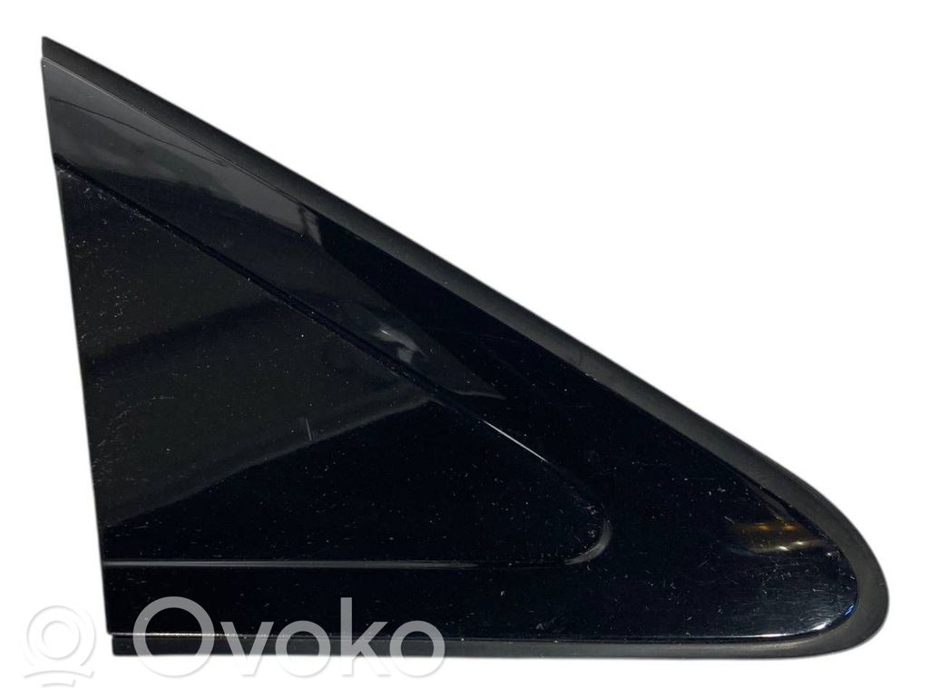 Spoguļa plastmasas dekoratīvā apdare