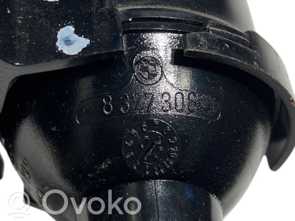 Cita veida salona apgaismojums