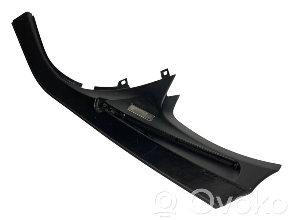 Curtain holder