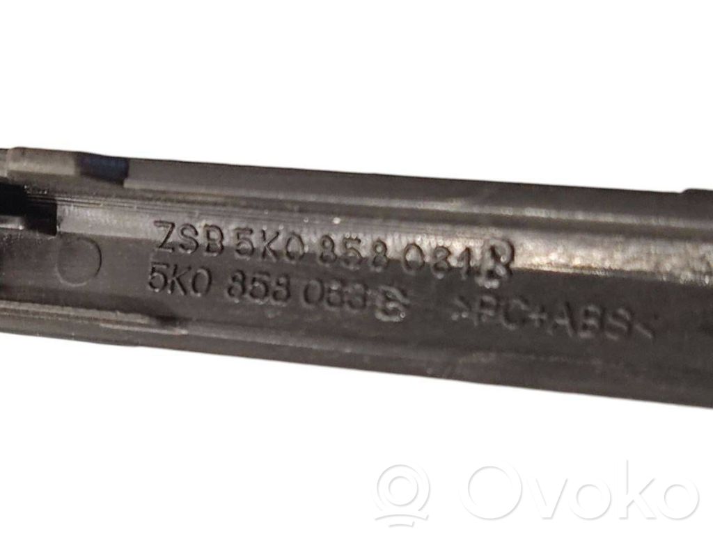 Radiouztvērēja / navigācija dekoratīvā apdare