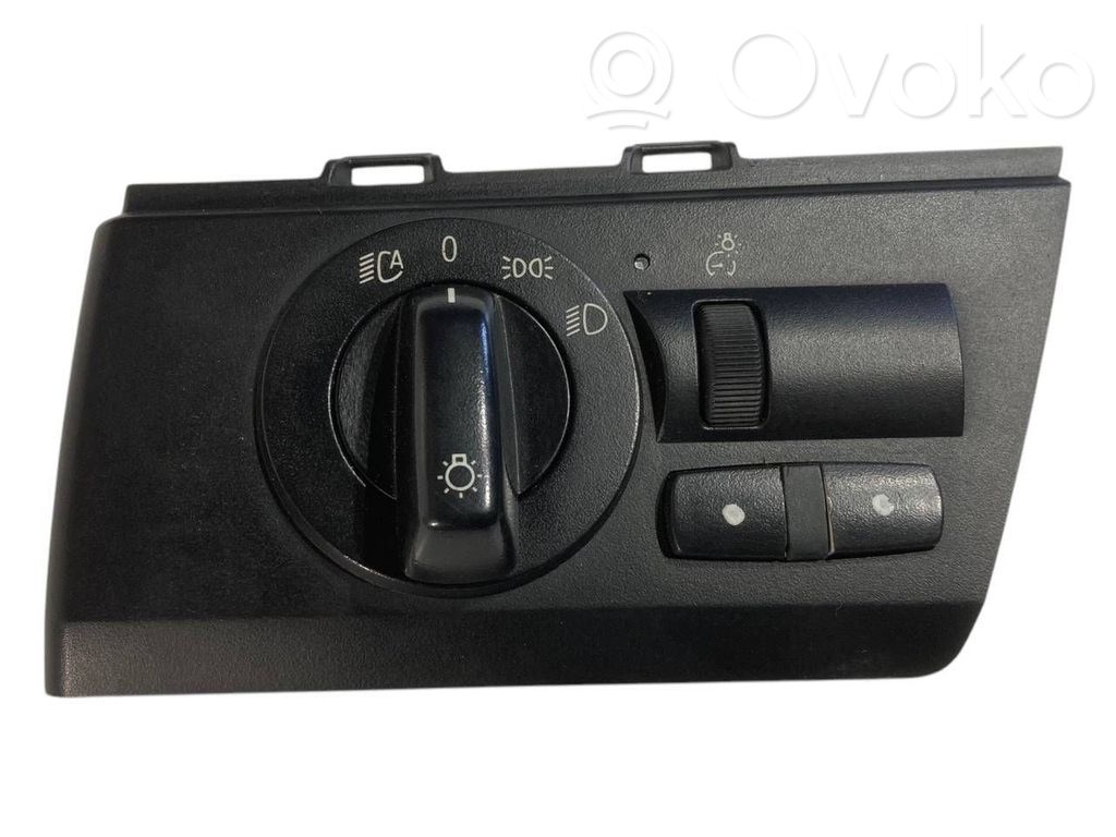 Headlight switch