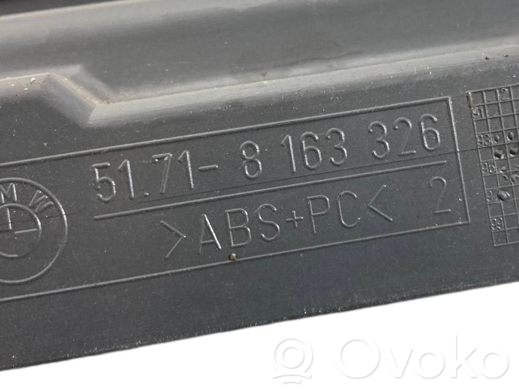 Cita veida salona detaļa