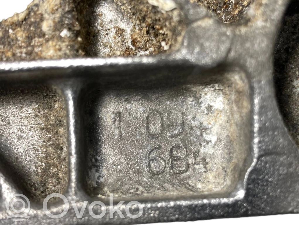 Кронштейн крепления трансмиссии