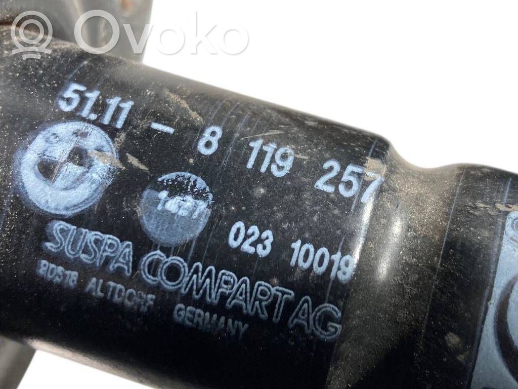 Priekšpusē bampera amortizators