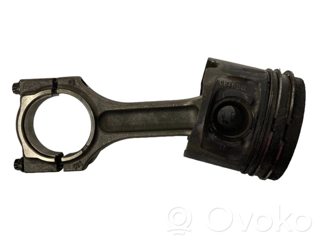 Piston with connecting rod