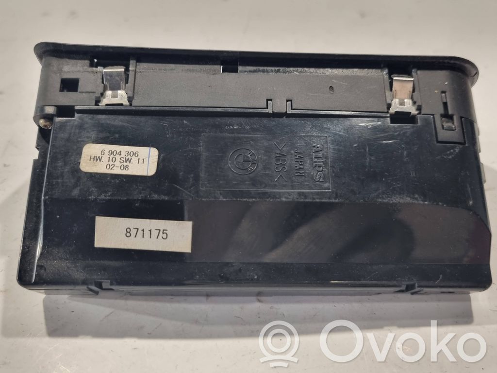 Window lift control switch(es)