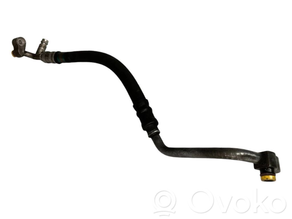 Air conditioner pipe(s) / hose(s)