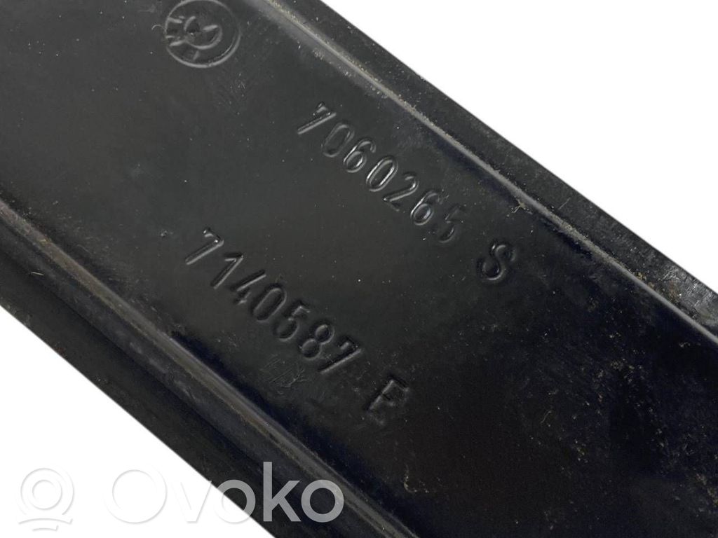 Priekšpusē elektriskā loga pacelšanas mehānisma komplekts