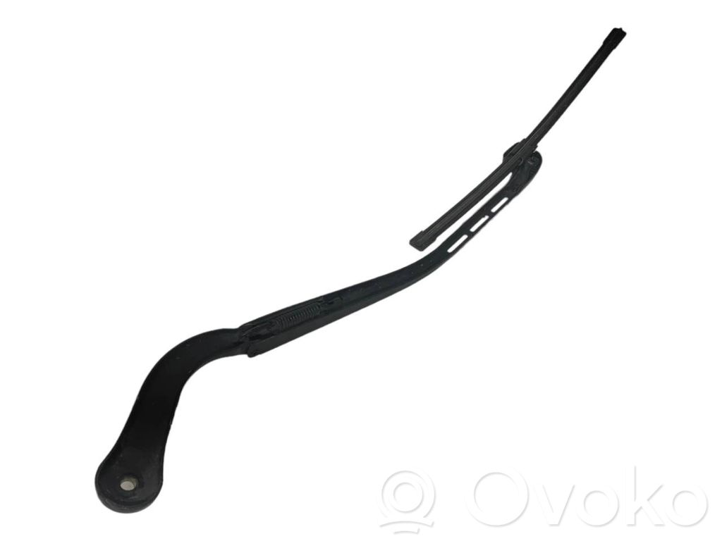 Windshield wiper arm