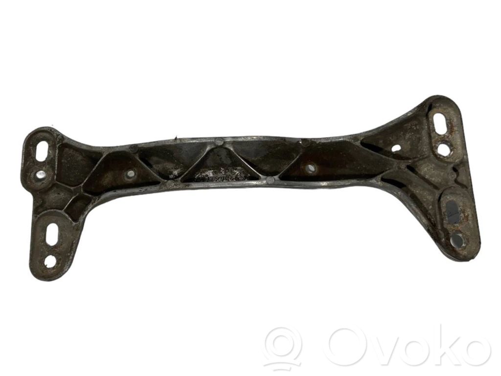 Transmission mounting bracket