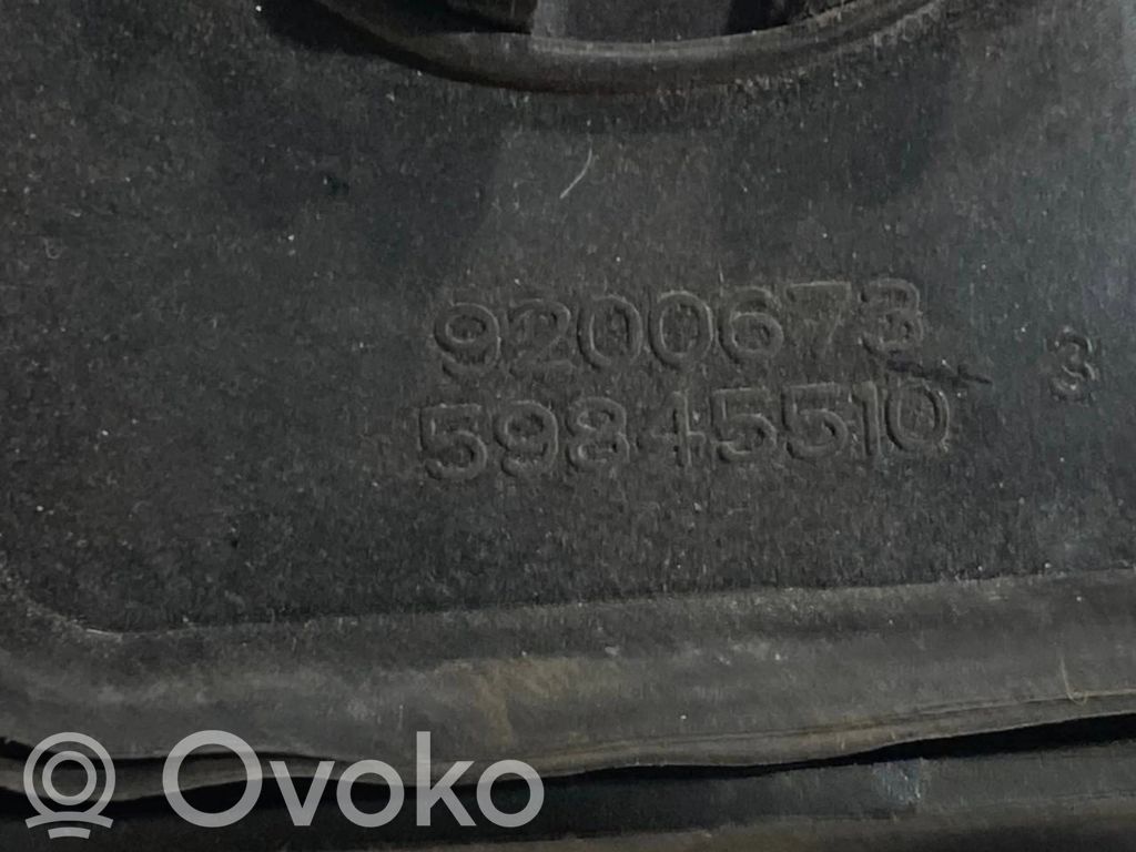 Aizmugurējā stikla aizmugurējā stikla atvēršanas rokturis