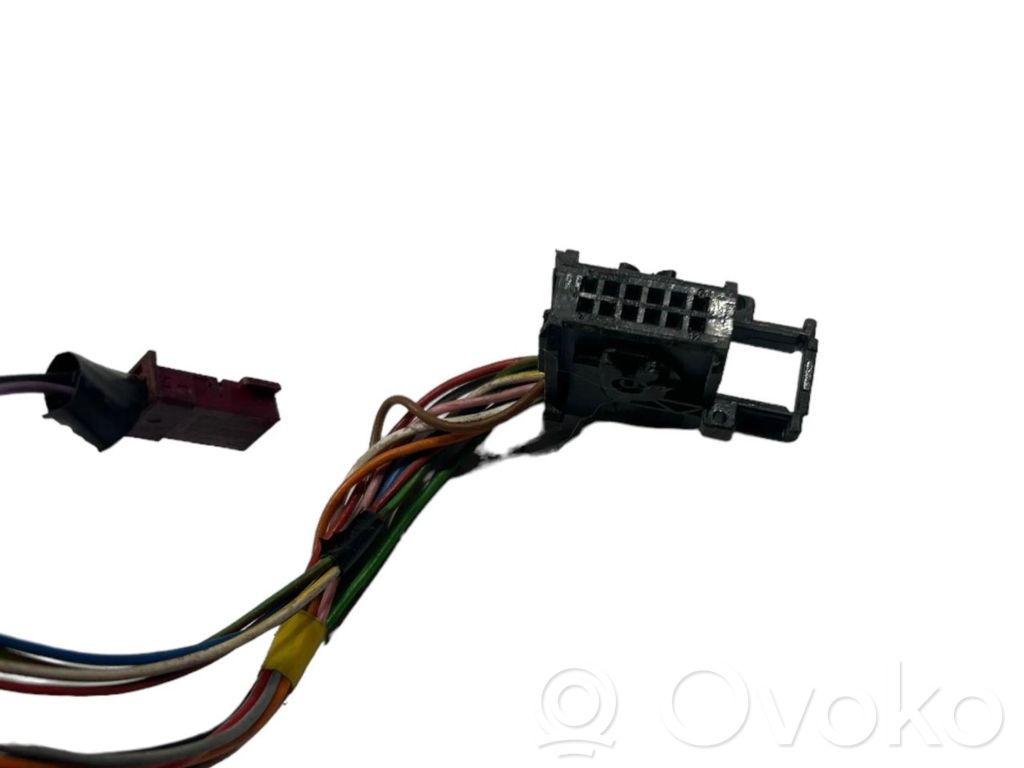 Mirror (electrically controlled)