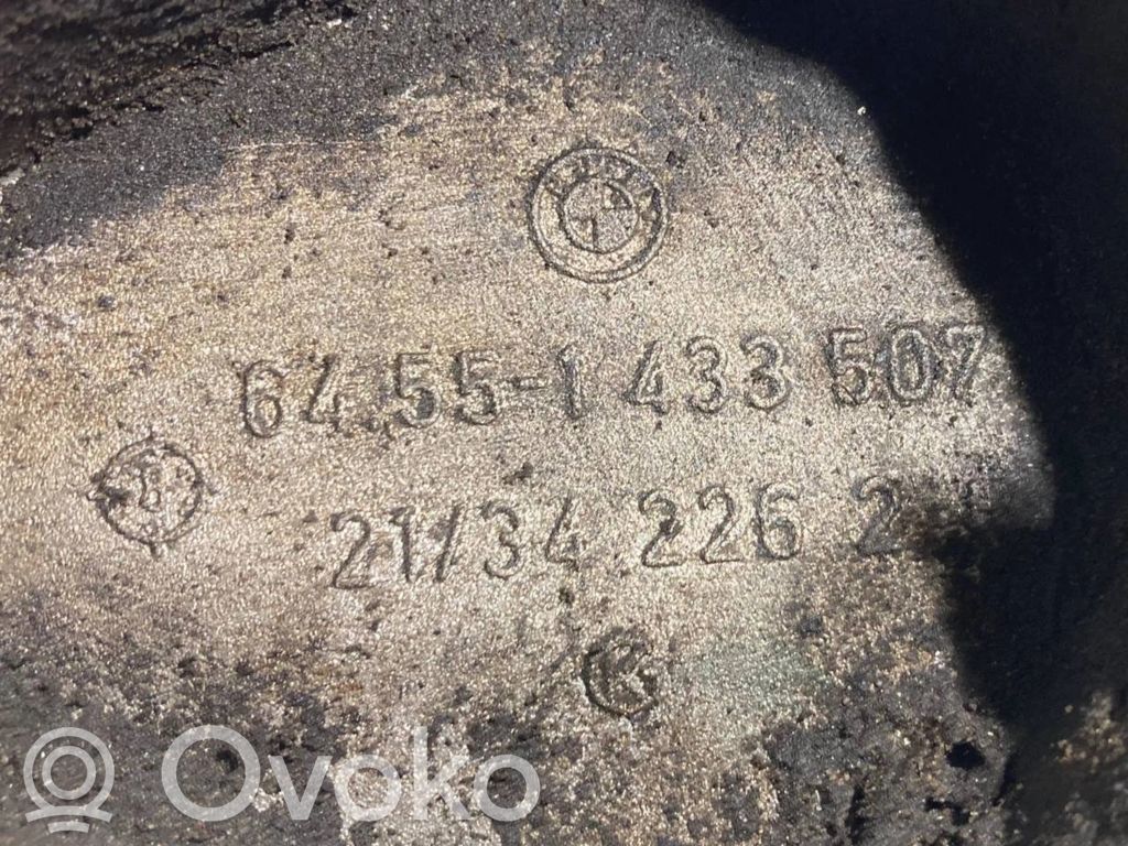 Gaisa kondicionēšanas kompresora stiprinājums