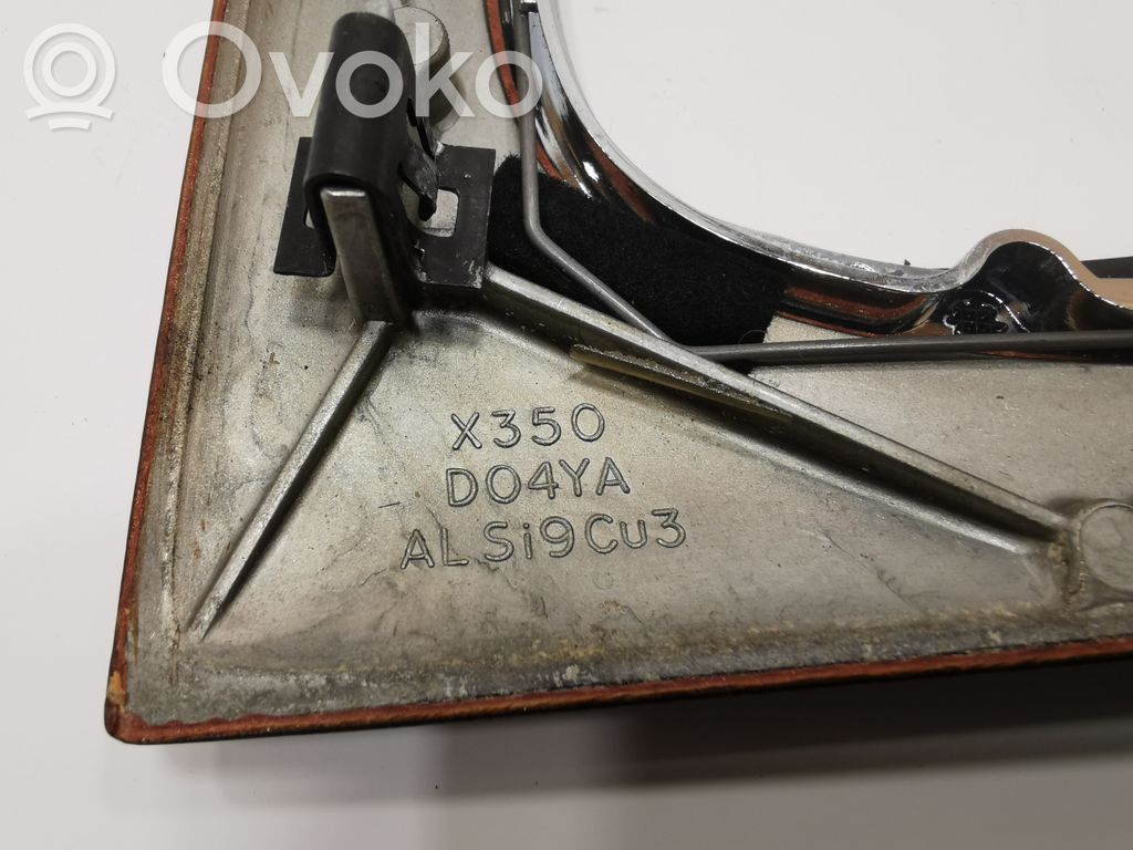 Ātrumu pārslēgšanas sviras dekoratīvā apdare (plastmasas)