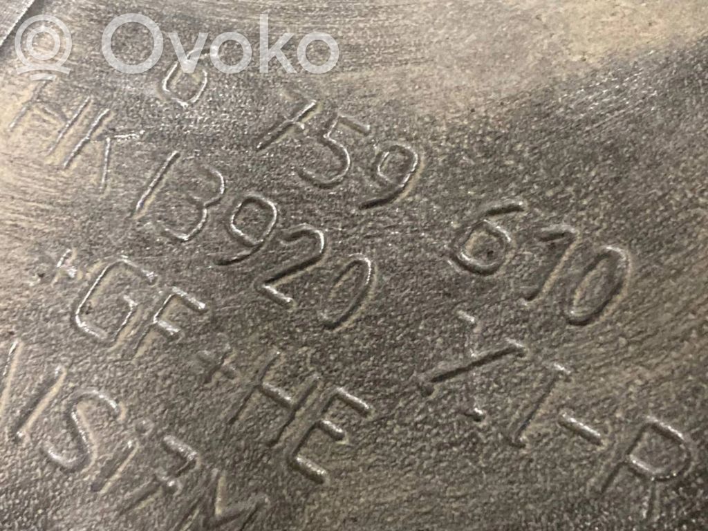 Pusrāmis aizmugurējais / priekšējais