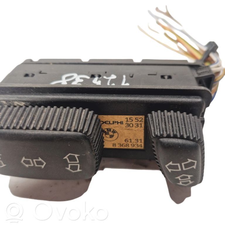 Seat adjustment switch(es)