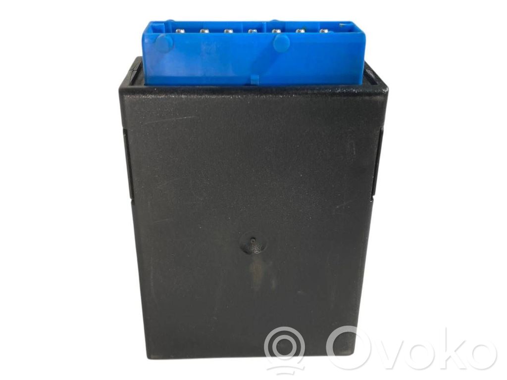 Window wiper relay