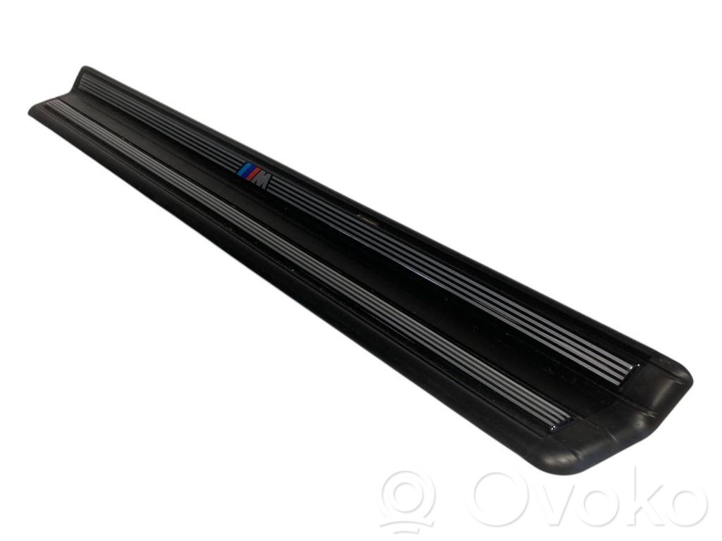 Front sill trim (inner)