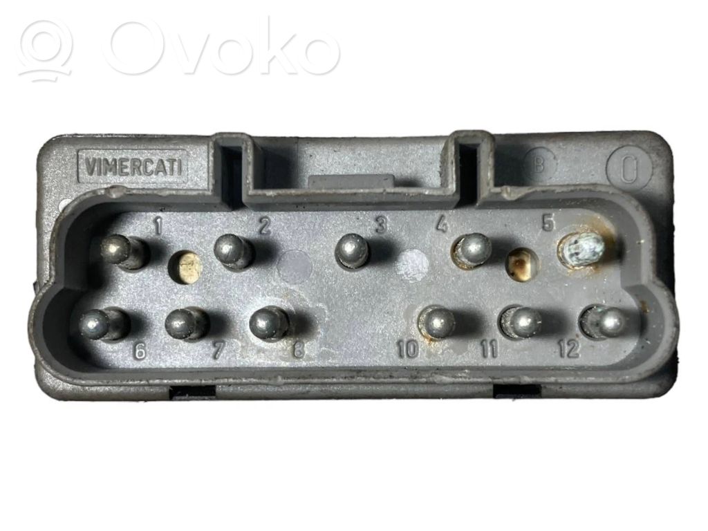 Fog light switch