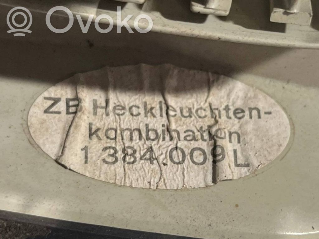 Задний фонарь в кузове