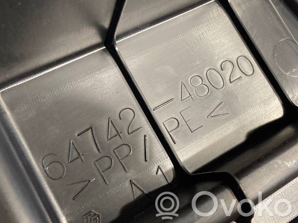 Mantu nodalījums stumbrs