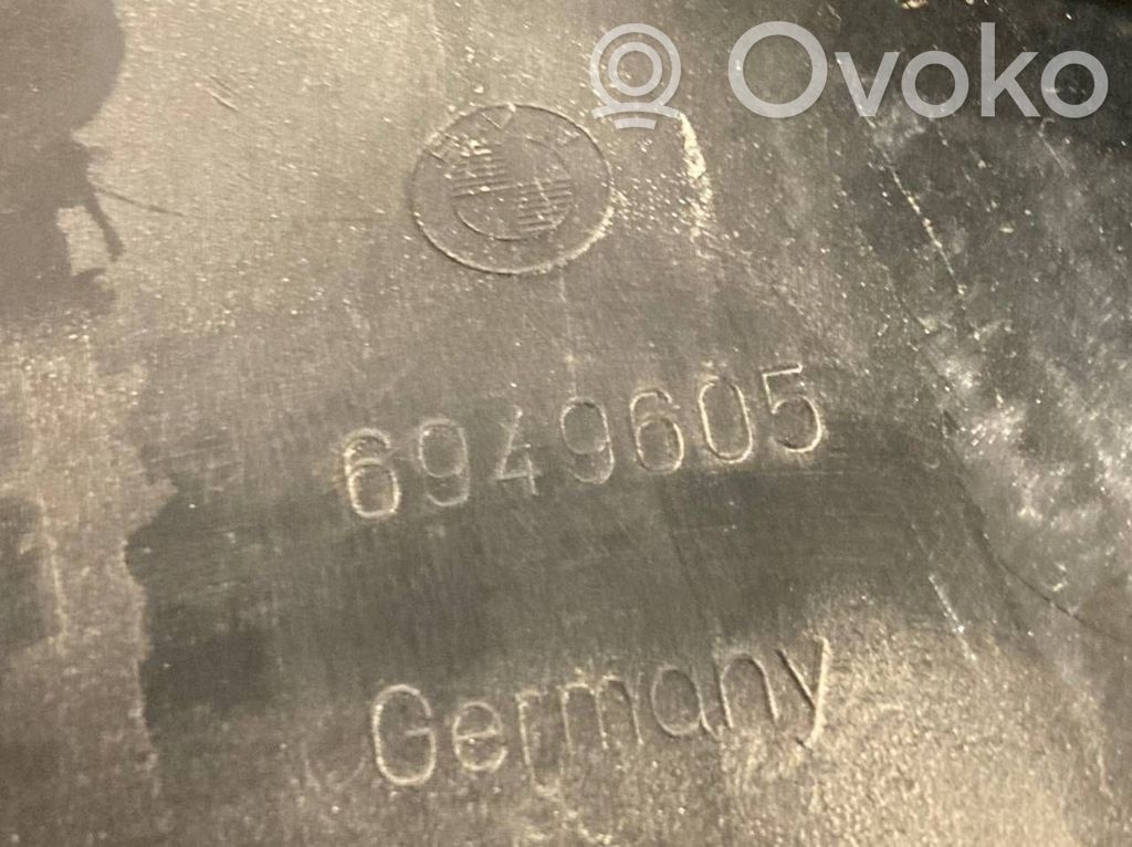 Bagāžnieka sliekšņa dekoratīvā apdare