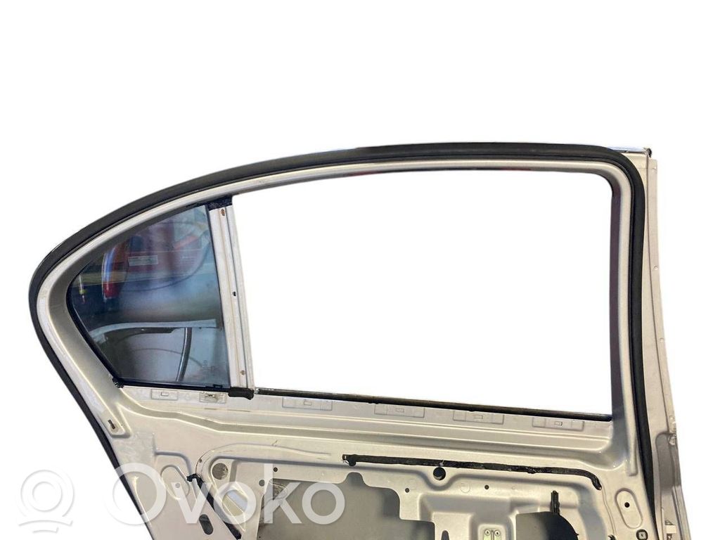 Rear door