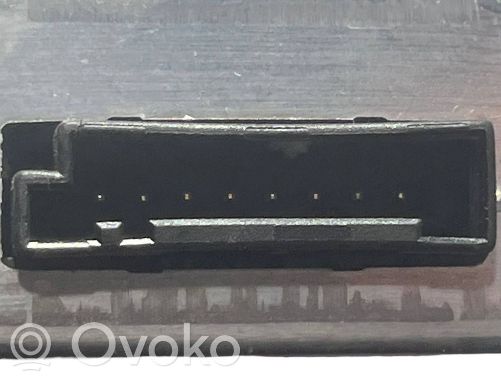 Antenna amplifier