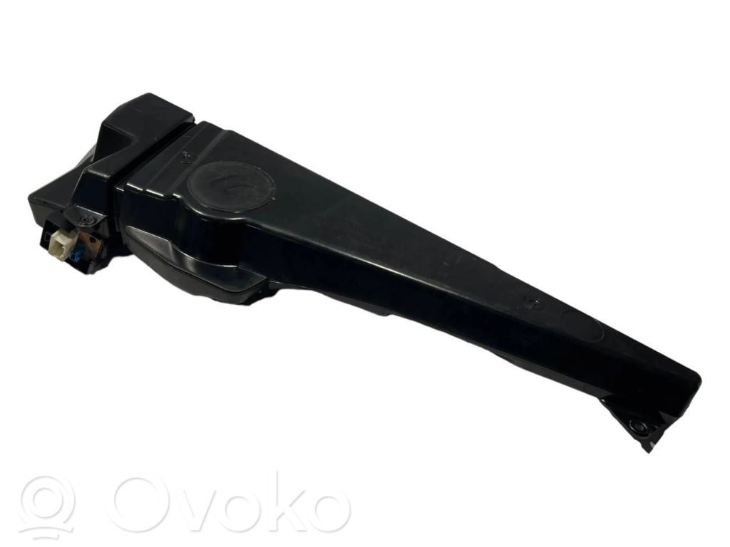 Динамик(и) в передней двери