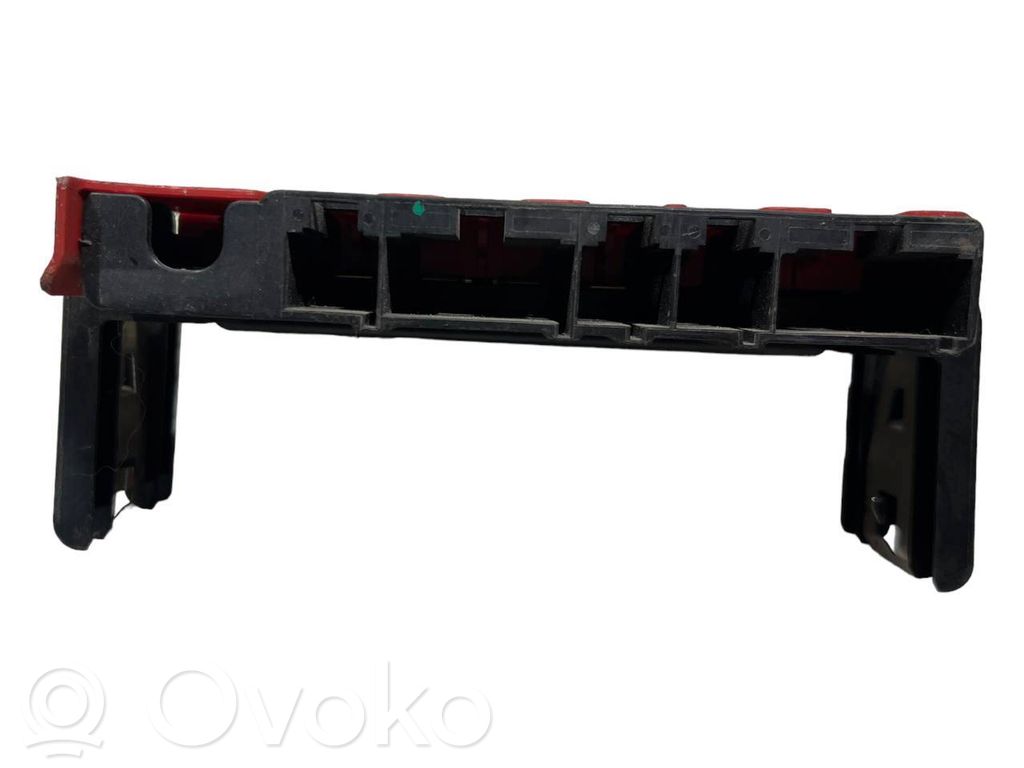 Positive wire connection assembly