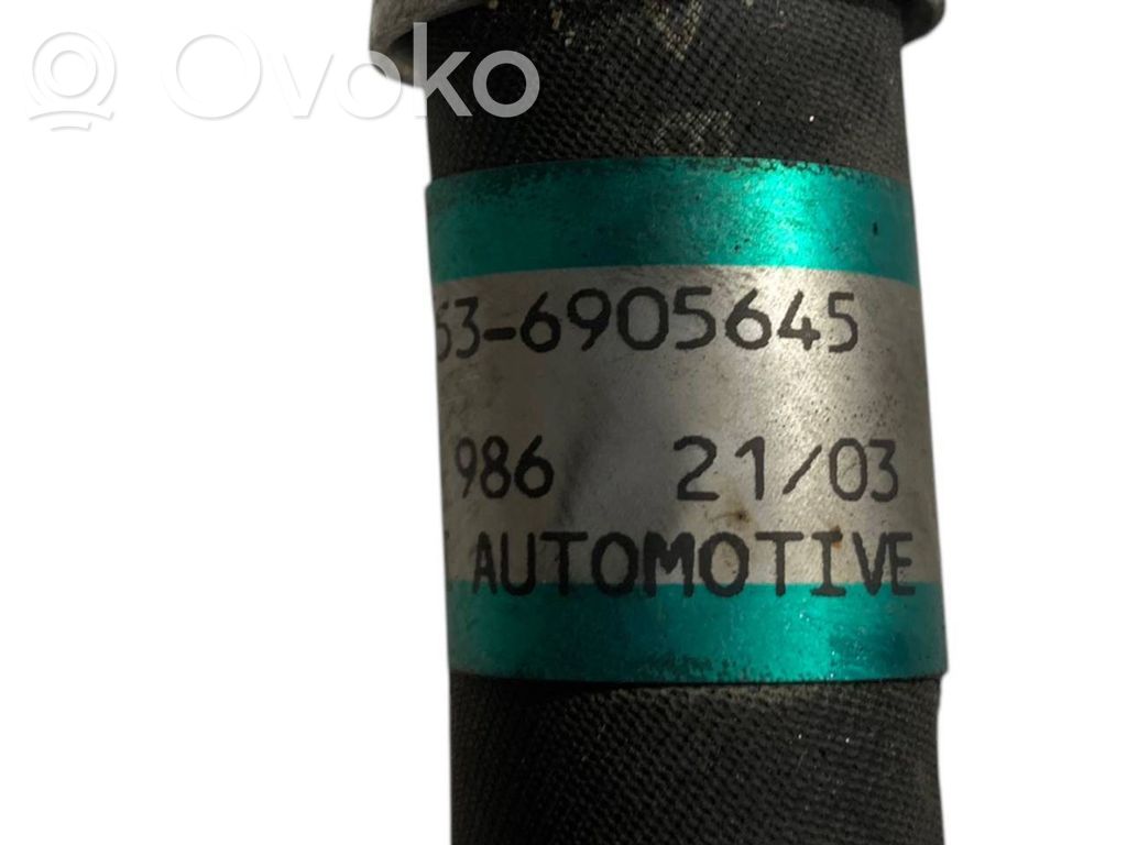 Gaisa kondicioniera caurulīte (-es) / šļūtene (-es)