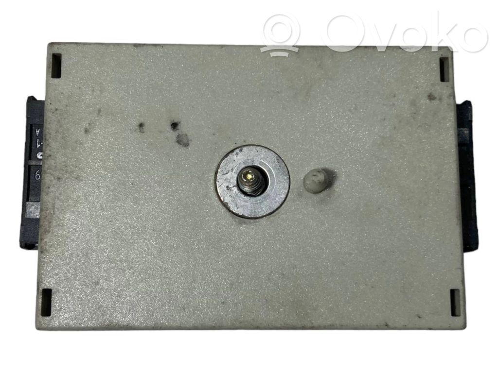 Antenna amplifier