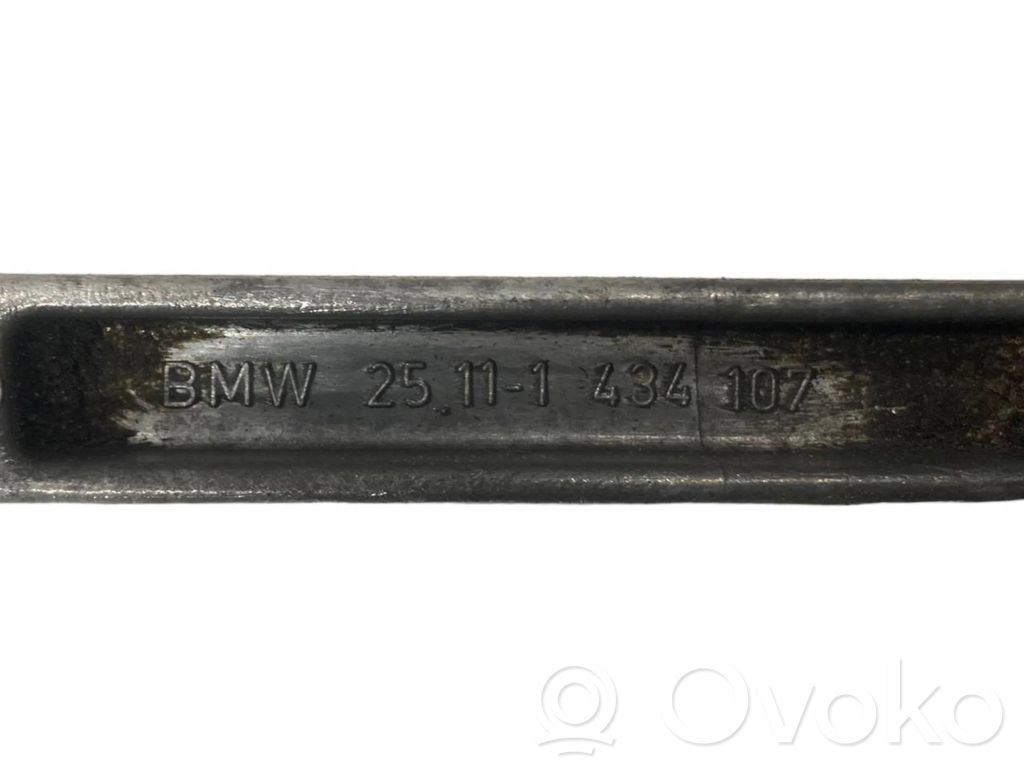 Switching mechanism (sliding mechanism)