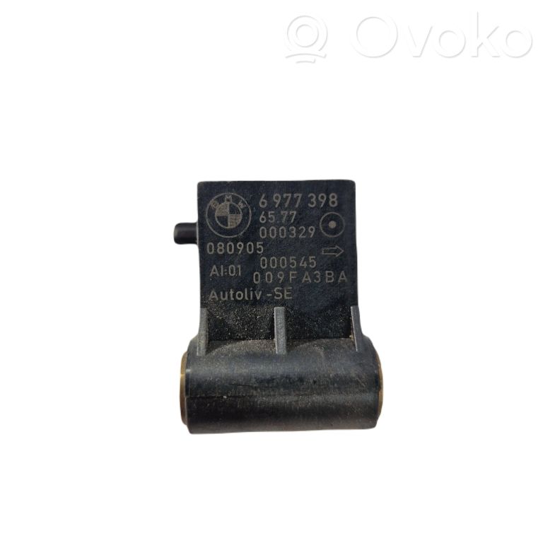 Airbag impact sensor