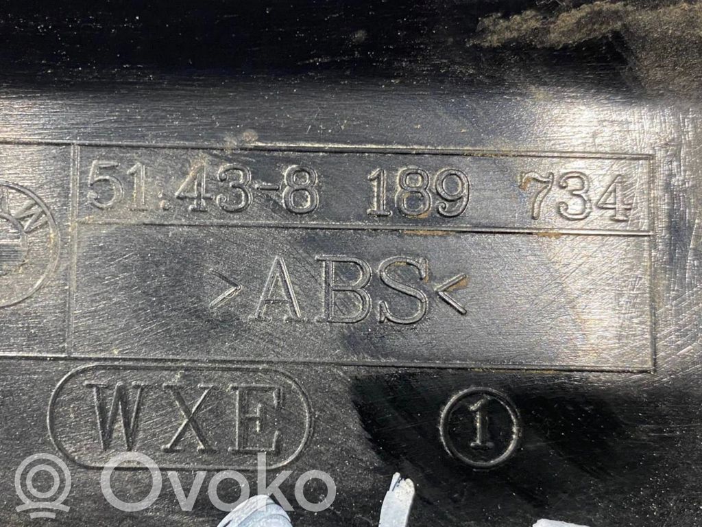 Cita veida sliekšņu/statņu dekoratīvās apdares detaļa