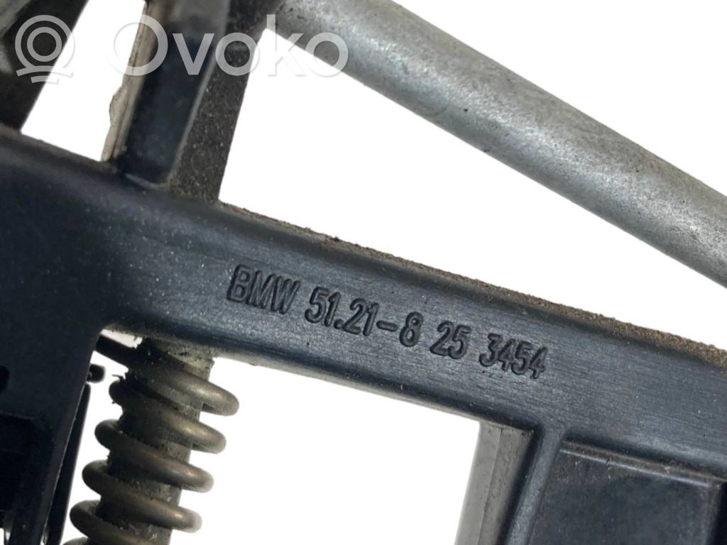 Holder/bracket for external opening handle at the front