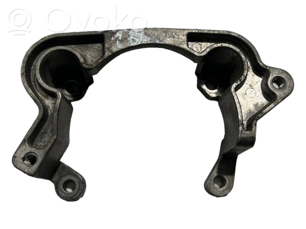 Engine mounting bracket