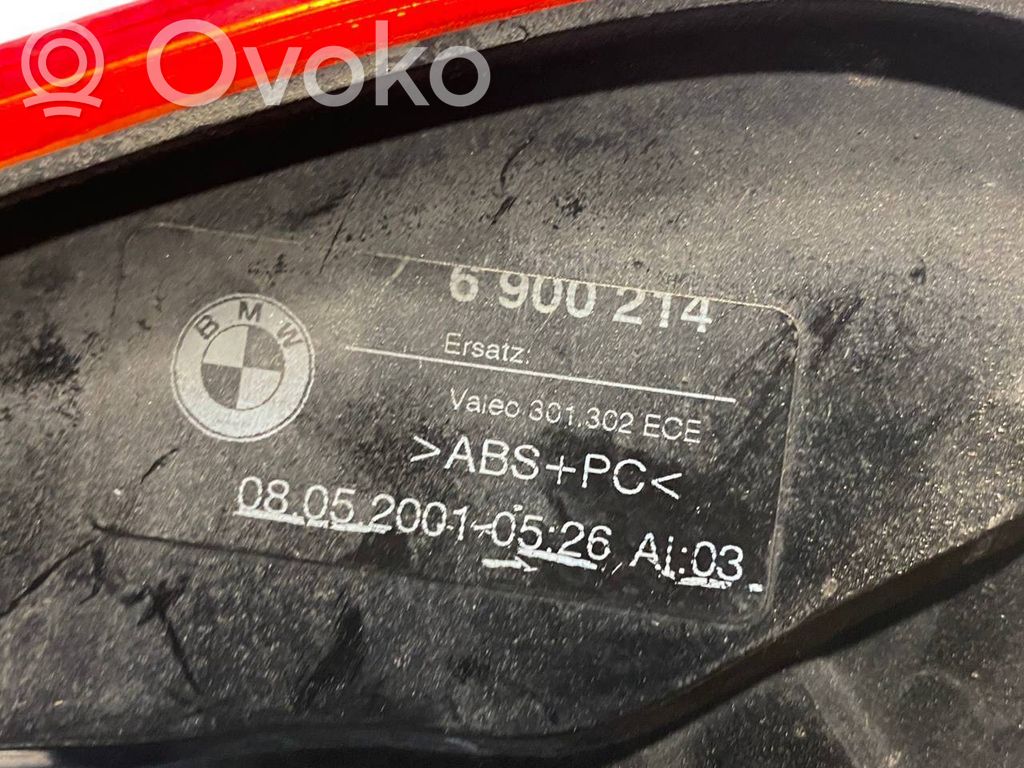 Aizmugurējais lukturis virsbūvē