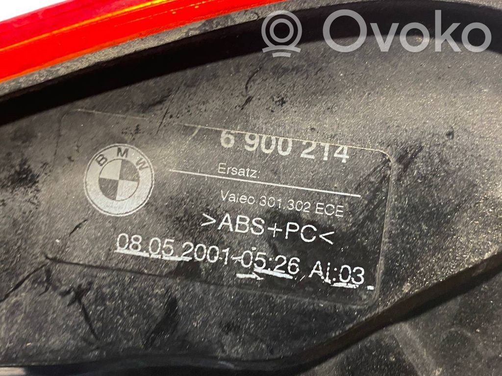 Aizmugurējais lukturis virsbūvē