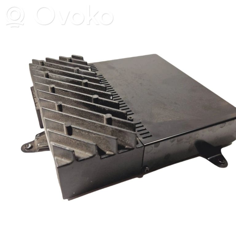 Sound amplifier