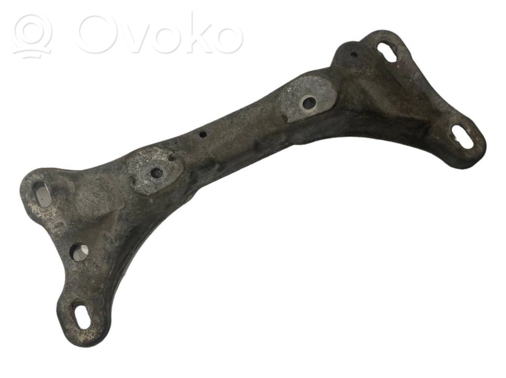 Transmission mounting bracket