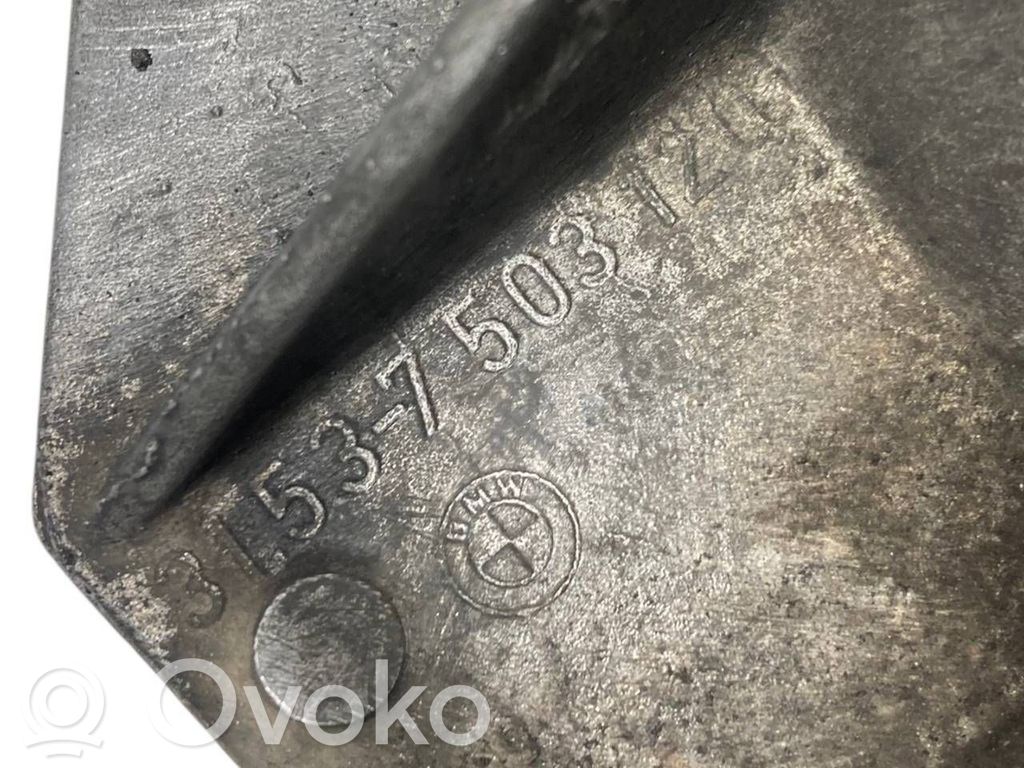 Pusass sakabes gultņa stiprinājums