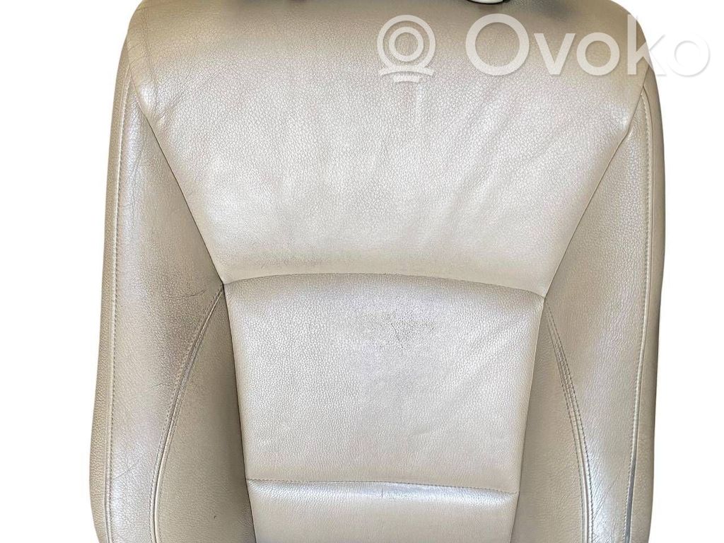 Salona daļu komplekts