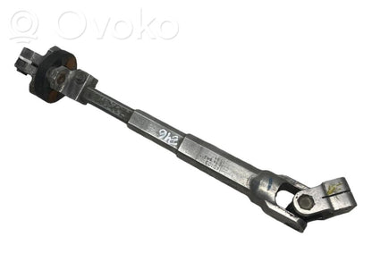 Stūresrata ass krustsavienojums