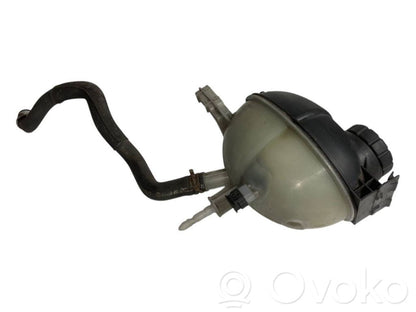 Dzesēšanas šķidruma izplešanās tvertne